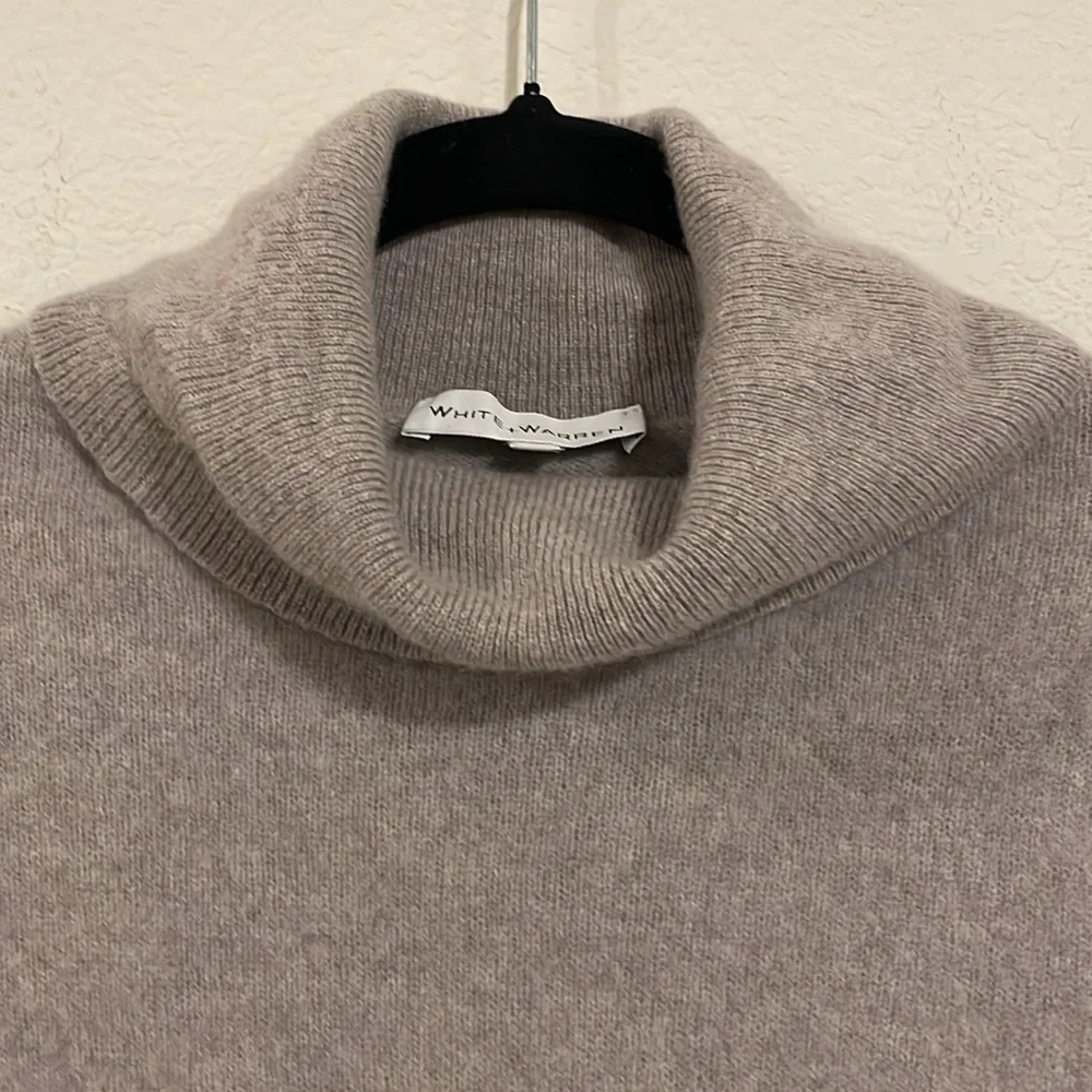 White + Warren Women's Cashmere Sweater Large Statement Sleeve Quiet Luxury